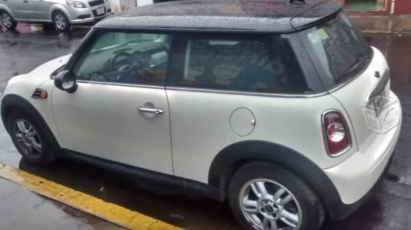 Mini cooper salt, pepper white, en orden, pagado -12