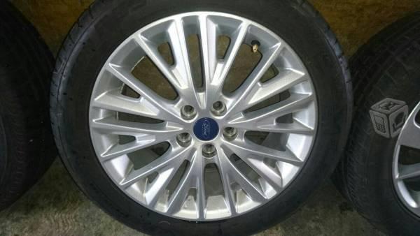 Rines y llantas focus 17's