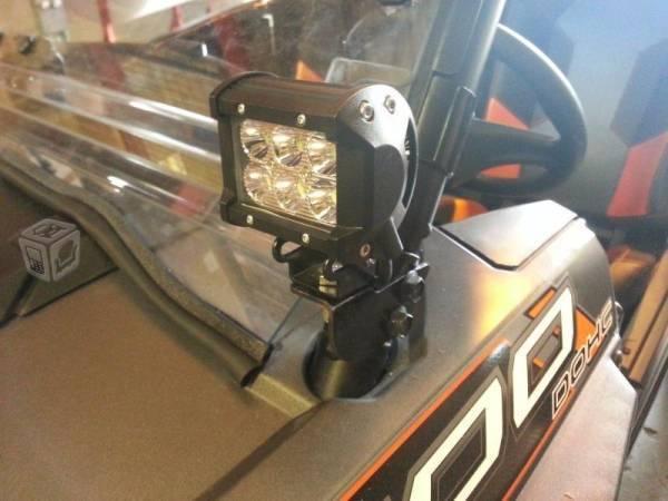 Par de faros Leds universales