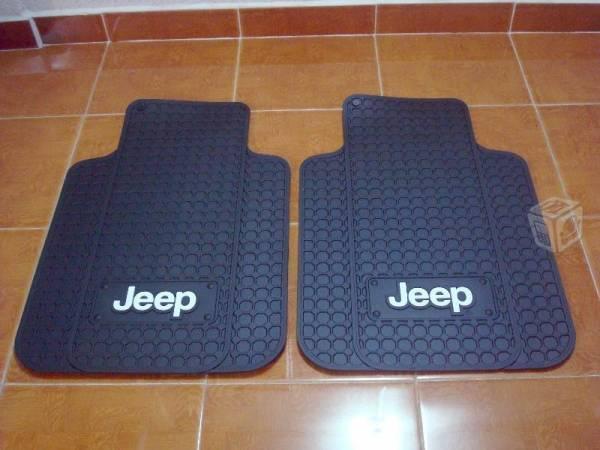 Jeep Set de Tapetes de Hule Licenciados