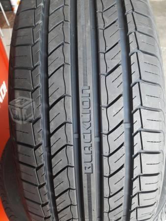 Llantas nuevas 235/60R17 Blacklion INSTALADAS