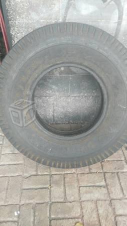 Llantas firestone 10.00-20 c/u