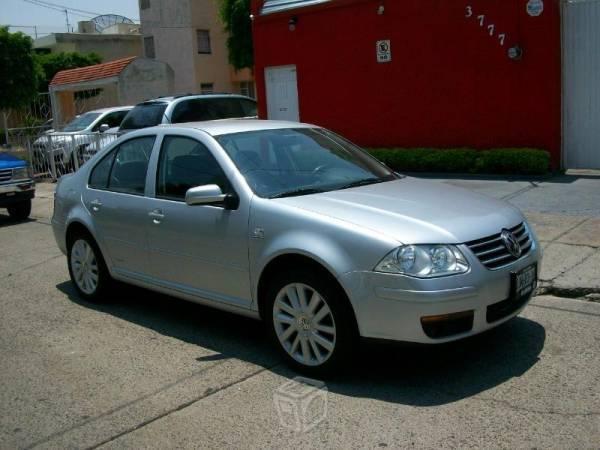 Jetta gl team ÚNICO DUEÑO NO PAGE COMPRAVENTA -12