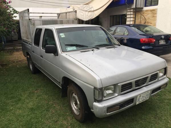 Vendo Pick up Nissan doble cabina -08