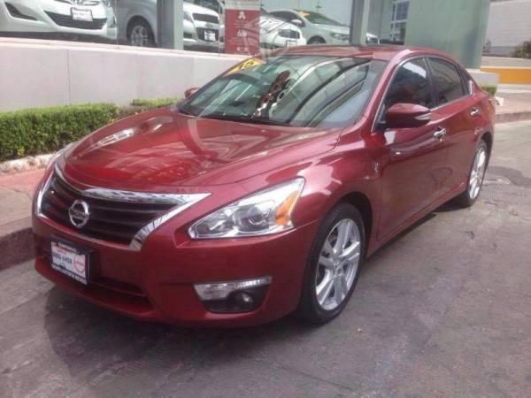 Nissan Altima exclusive -15