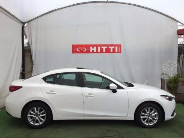 Mazda 3 color blanco impecable -14