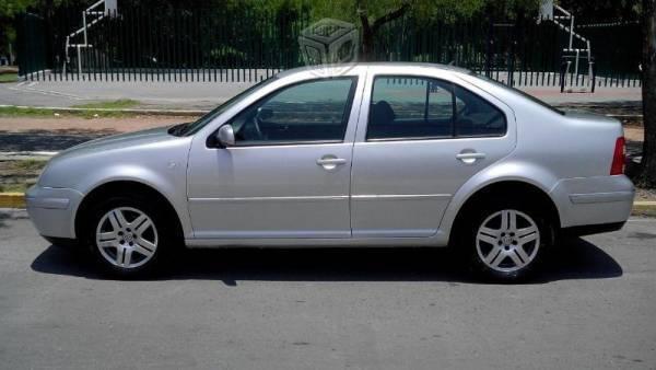 Jetta Trendline Color Plata -07