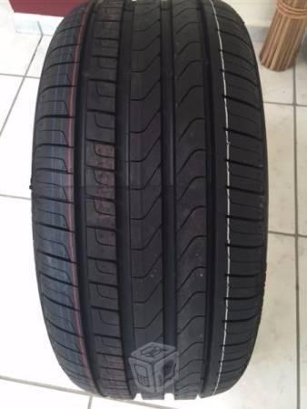 Llanta 245/40R18 93Y