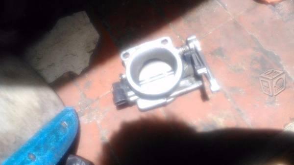 Cuerpo de aceleración platina clio aprio sandero