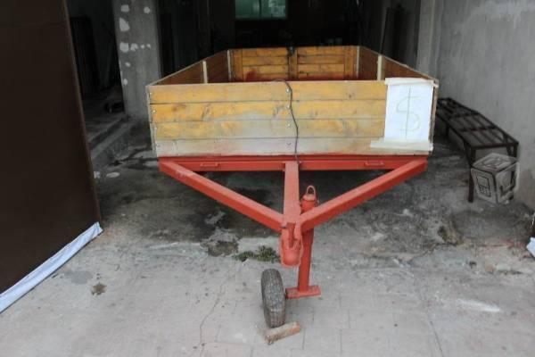 Venta de remolque de un eje con factura