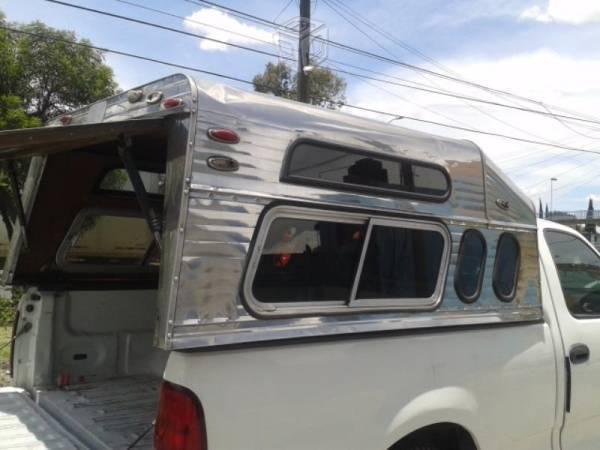 Bonito camper para Ford