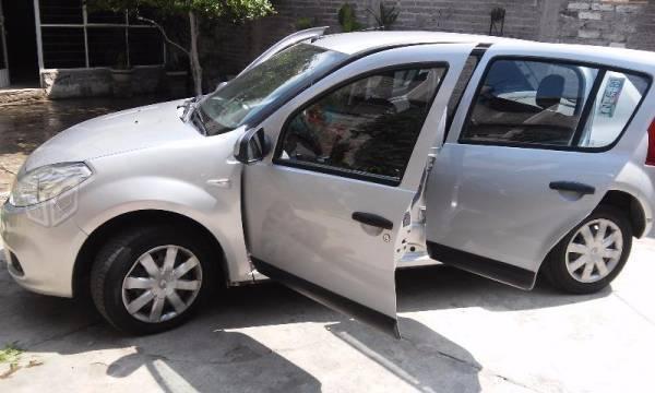 Renault Sandero Expression -12