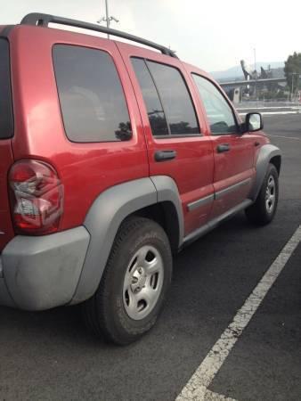 Jeep Liberty Automática -05