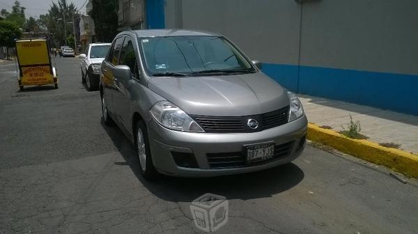 Nissan Tiida Automatico con a/c Excelente -12