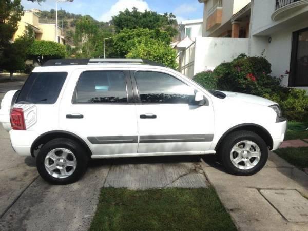 Impecable camioneta Ecosport -11