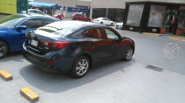 Mazda 3  -15