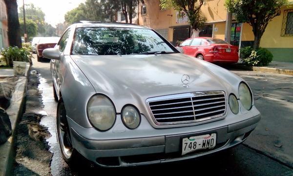 Mercedes clk320 p/c doy diferencia acepto moto au -99