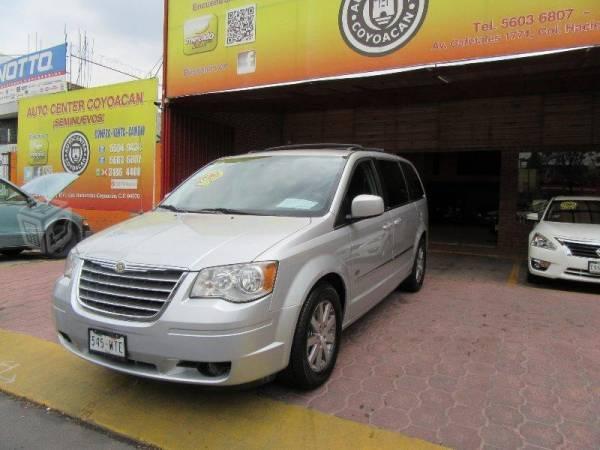 Town&country touring 25 aniv -09