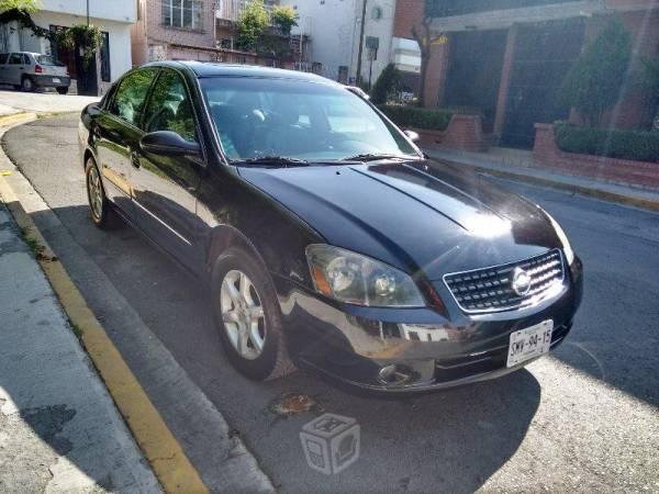 Venta Nissan Altima 2.5 -06