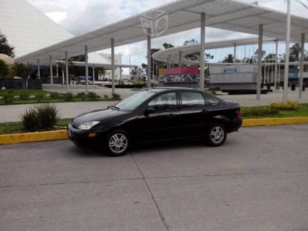 Ford Focus Motor 2.0 Negro 4 Puertas -02