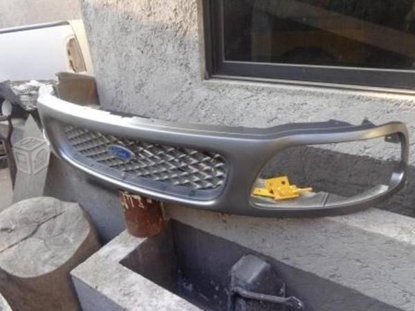 Marco parrilla para pick up lobo 98-03