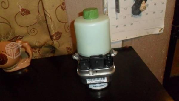 Polo bomba de direccion trw seat ibiza