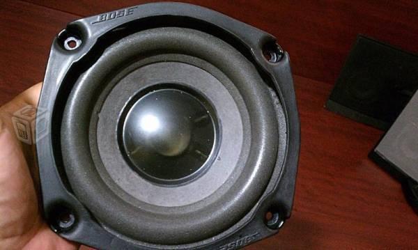 1 subwoofer marca bose de doble bobina original