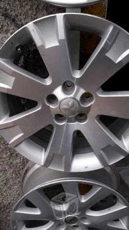 Venta de rines originales Mitsubishi 18