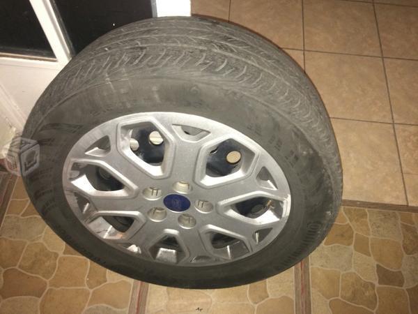 Llantas 16 con Rin 5/108 y tapon origin Ford Focus