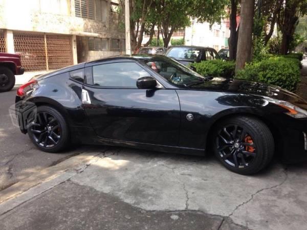 Nissan 370Z - 2p coupe 6vel Touring R-18 -13