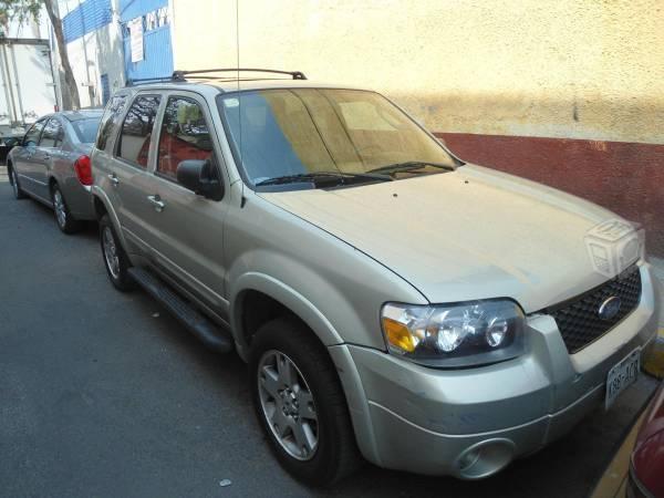 Ford Escape Limited V6 -05