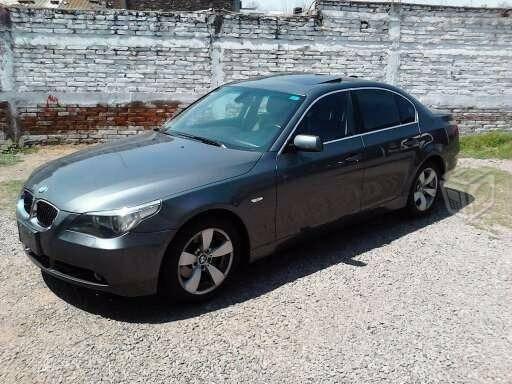 Lujoso BMW 525i Piel Q.C. Excelentes Condiciones -06