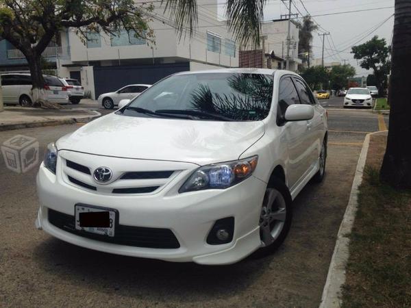 Corolla XRS SEMINUEVO URGE DINERO -13