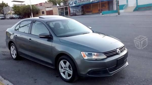 Excelente Jetta Mk6 -11