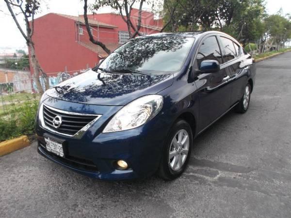 Nissan versa advance exigente estado estandar -14