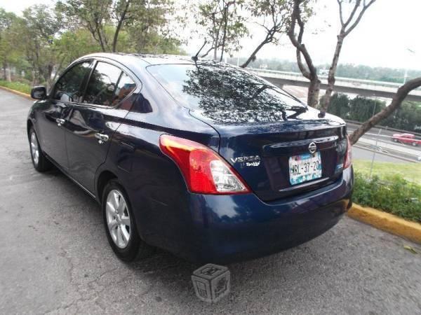 Nissan versa advance exigente estado estandar -14