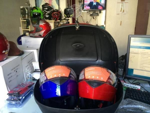 Caja para 2 cascos motocicleta grande