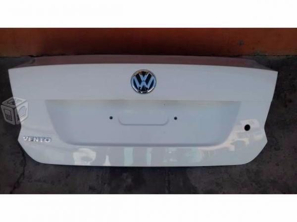 Tapa cajuela vw gol vento polo