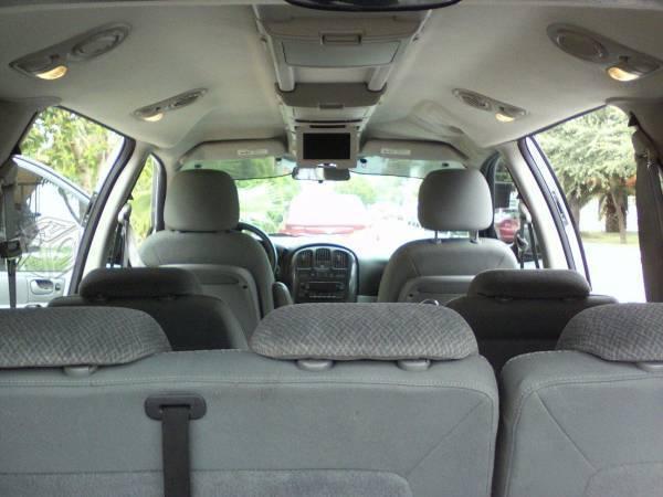 Grand caravan sxt -05