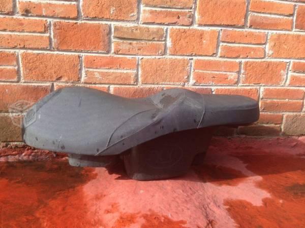 Asiento para motoneta italika