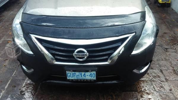 Antifaz para nissan versa