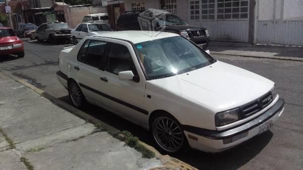 Jetta deportivo a3 buen manejo -93