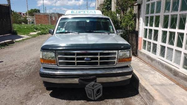 Ford f-150 pick up cabina y media -93