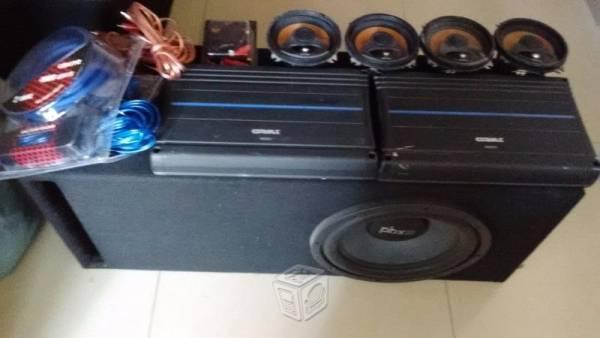 Sub 12 c/cajon dos amplis 4 medios, estereo cables