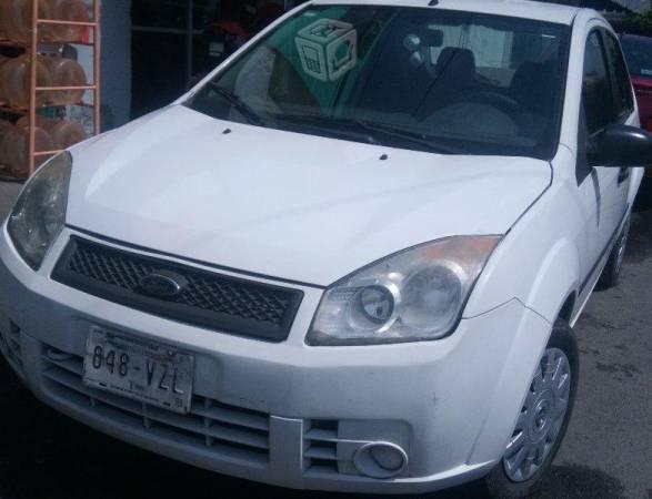 Ford fiesta sedan 5 velocidades -08