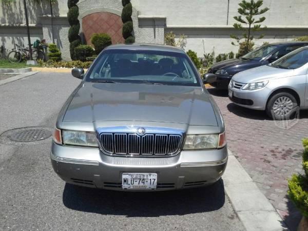 Ford Grand Marquis LS -01