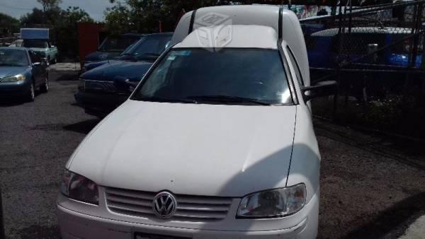 Minivan conservada -07