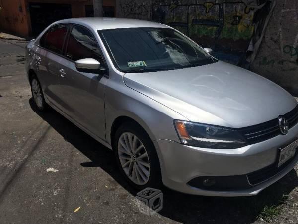 C/V impecable Jetta -11