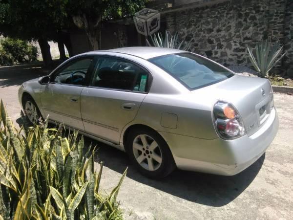 Nissan altima 2.5 -02