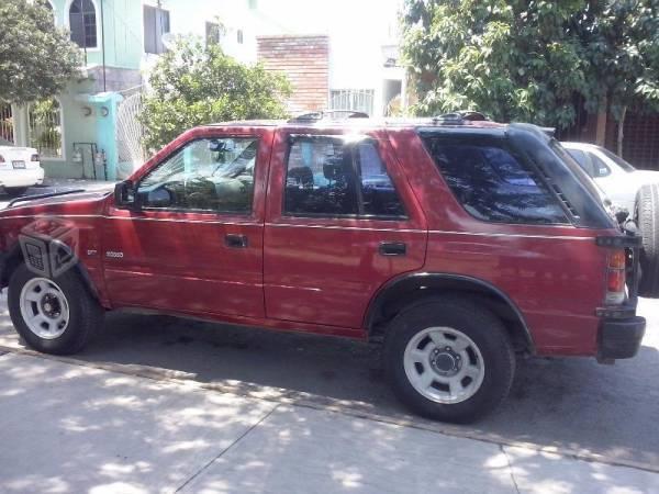 Isuzu rodeo estandar 4x4 -95